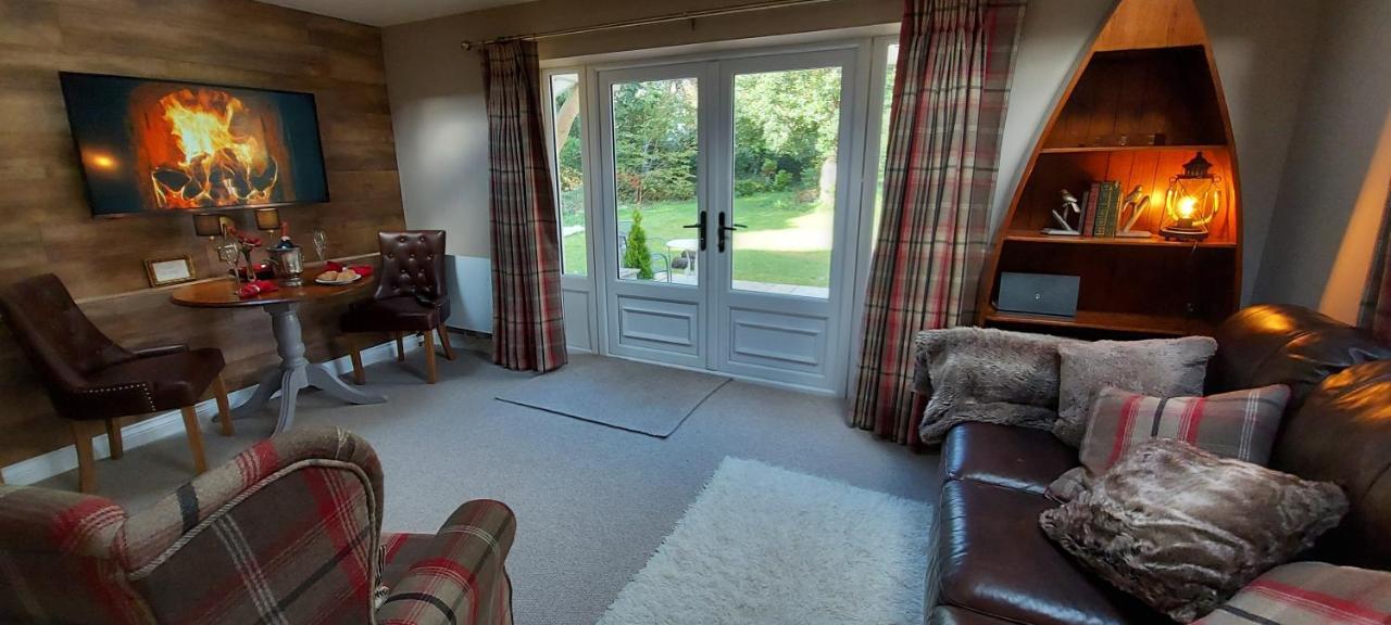 Glyn Isa Country House B&B And Self Catering Apartments コンウィ エクステリア 写真
