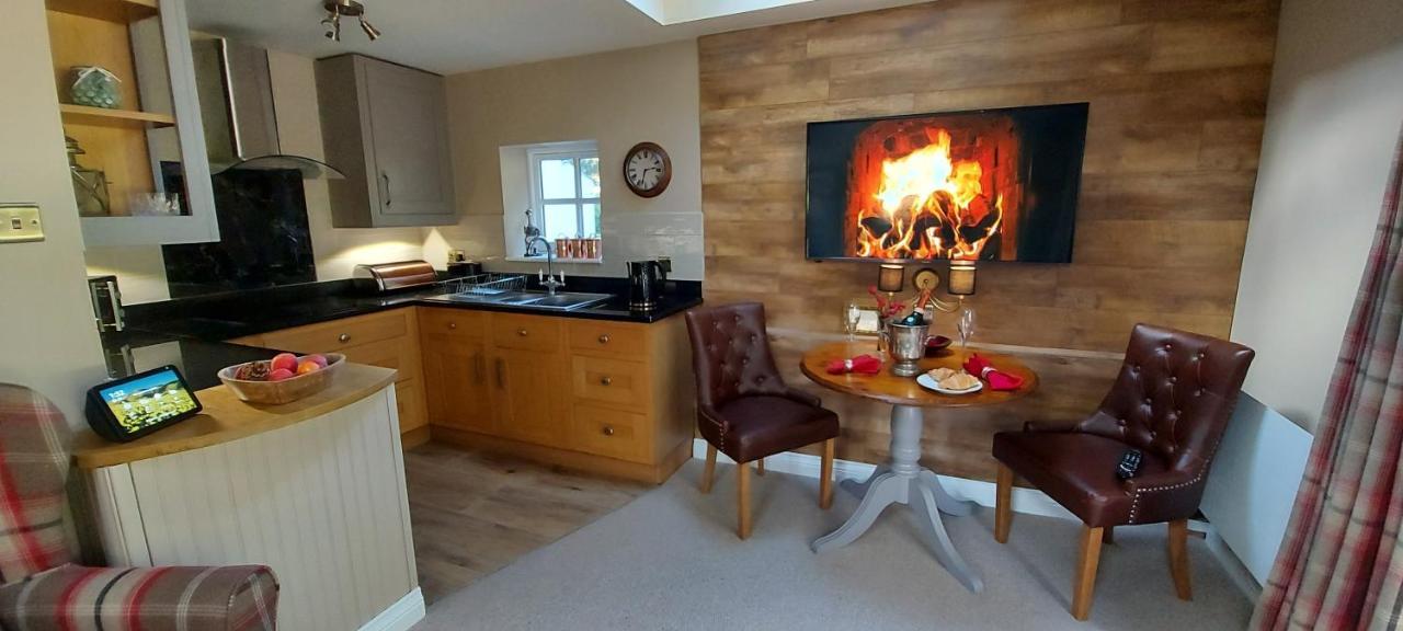 Glyn Isa Country House B&B And Self Catering Apartments コンウィ エクステリア 写真
