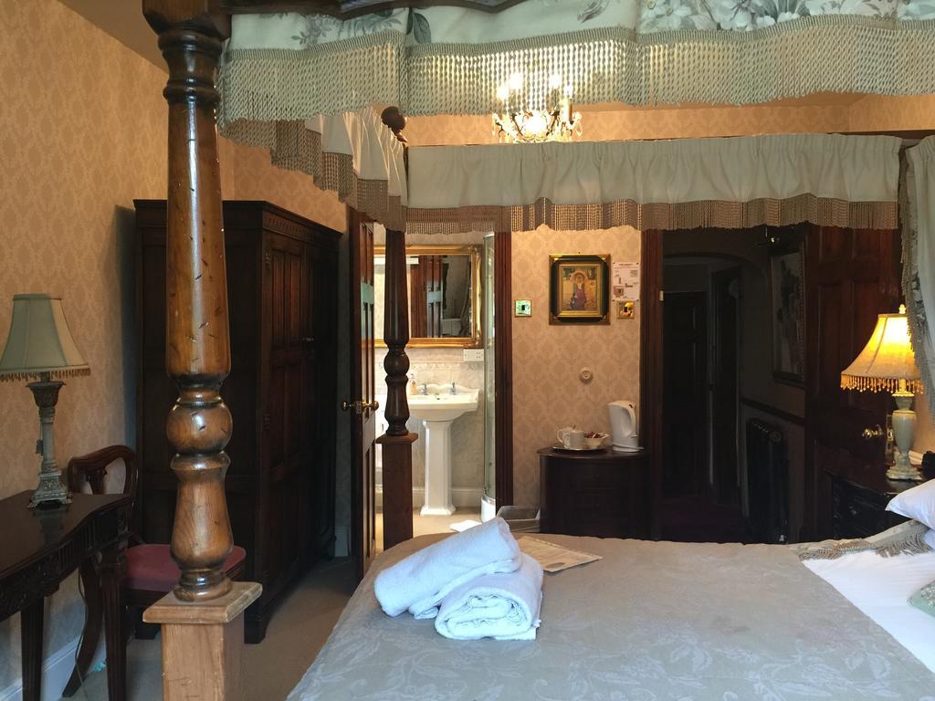 Glyn Isa Country House B&B And Self Catering Apartments コンウィ エクステリア 写真