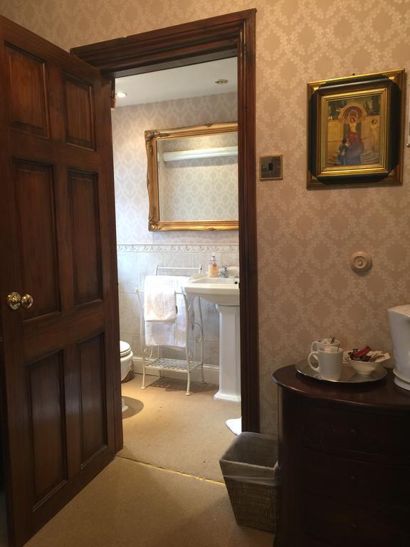 Glyn Isa Country House B&B And Self Catering Apartments コンウィ エクステリア 写真